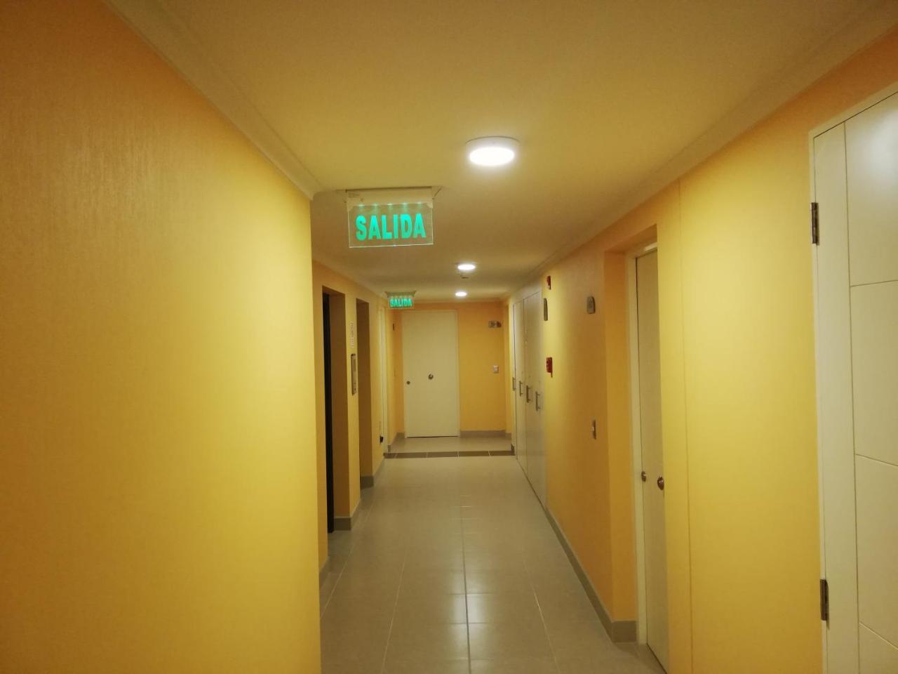 Depto Estudio 1811 Edificio Centro Blanco Con Estacionamiento Τεμούκο Εξωτερικό φωτογραφία